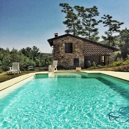Agriturismo Il Salice Tizzano Val Parma 外观 照片