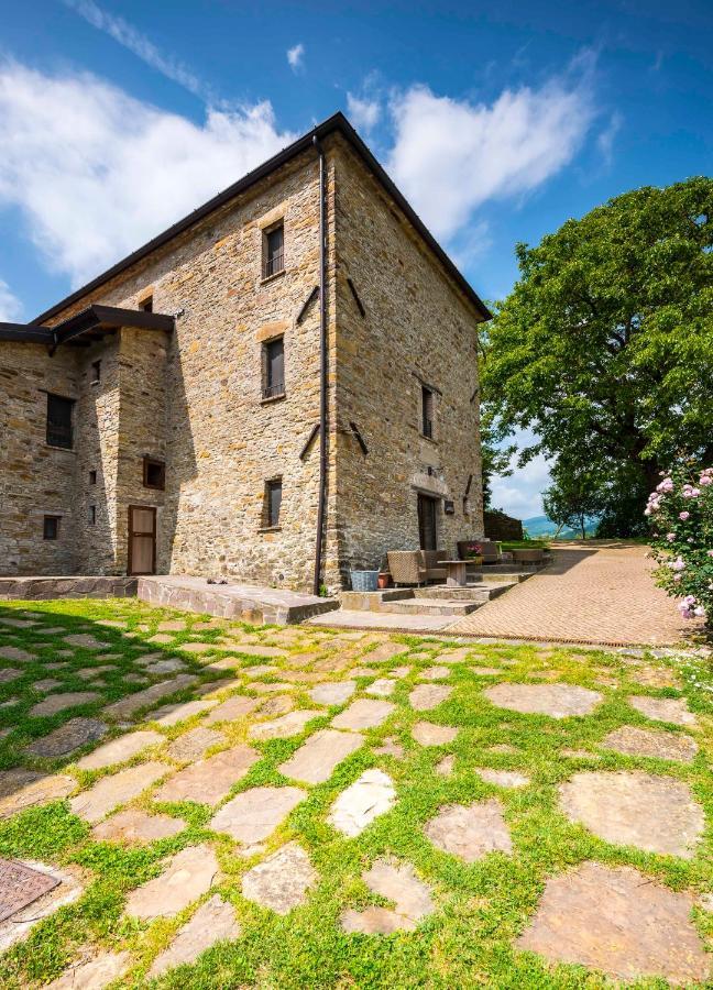 Agriturismo Il Salice Tizzano Val Parma 外观 照片