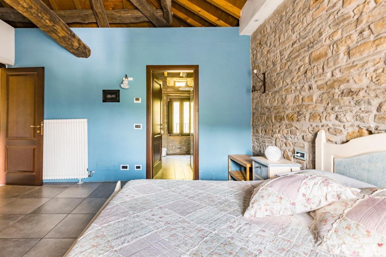 Agriturismo Il Salice Tizzano Val Parma 外观 照片