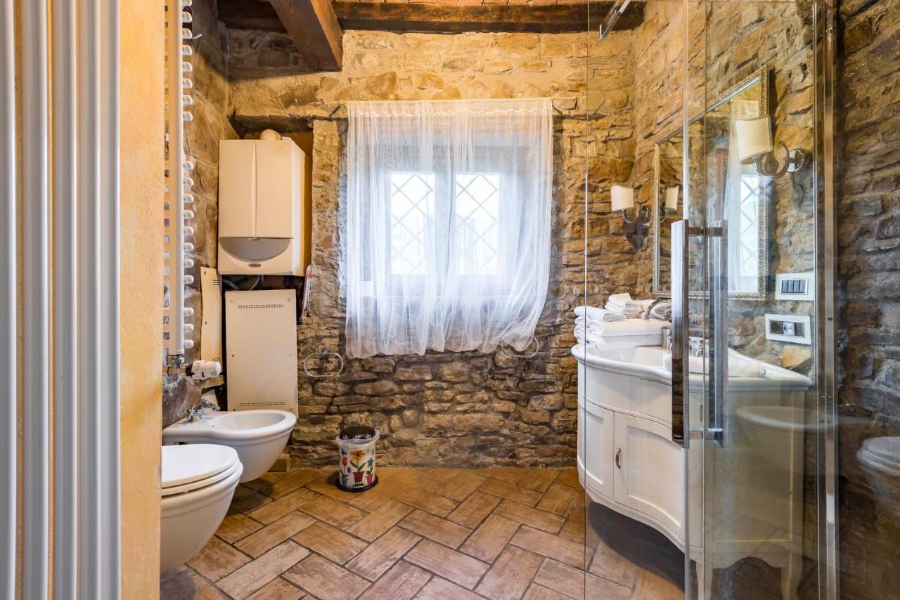 Agriturismo Il Salice Tizzano Val Parma 外观 照片