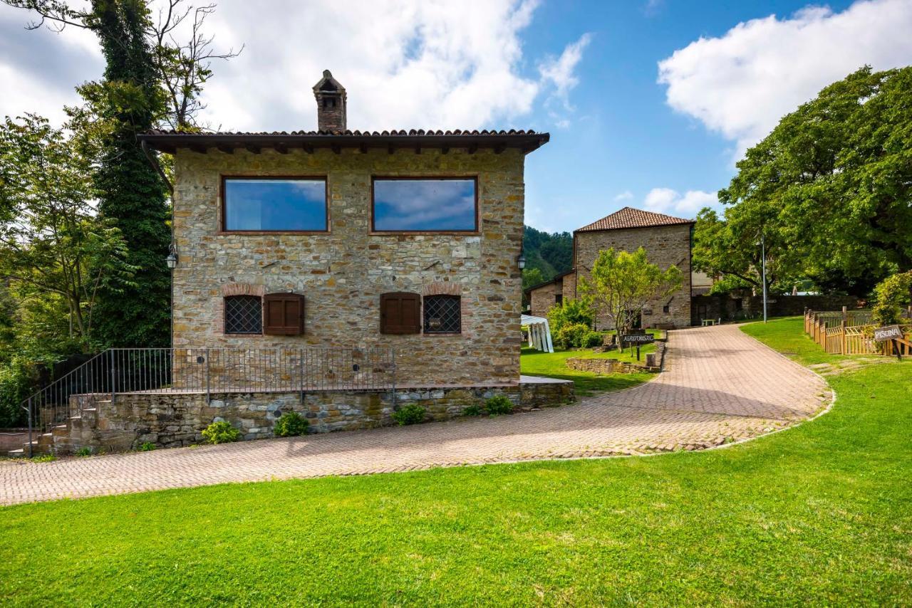 Agriturismo Il Salice Tizzano Val Parma 外观 照片